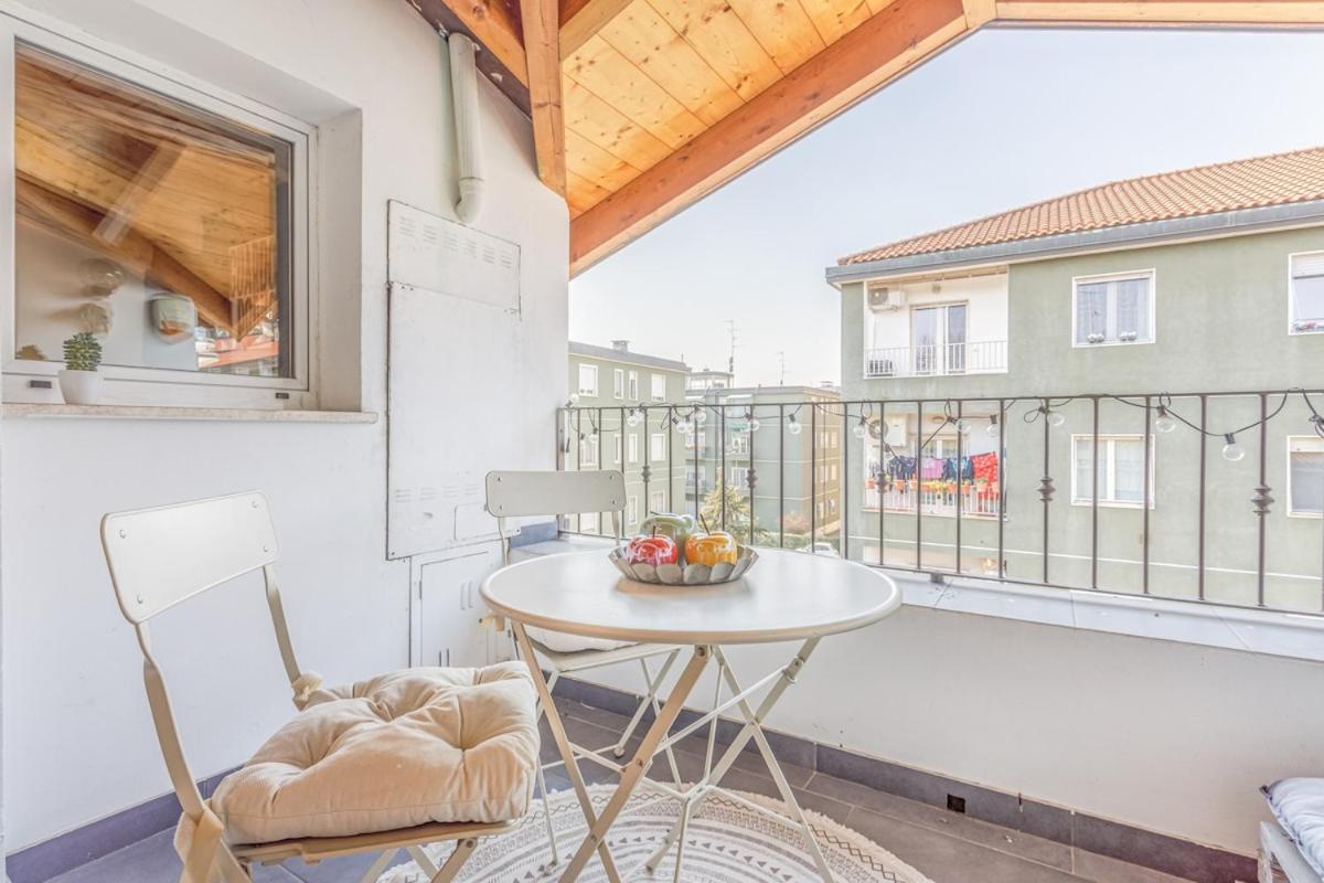Unconventional Near Linate - Supreme Meme Loft Appartement