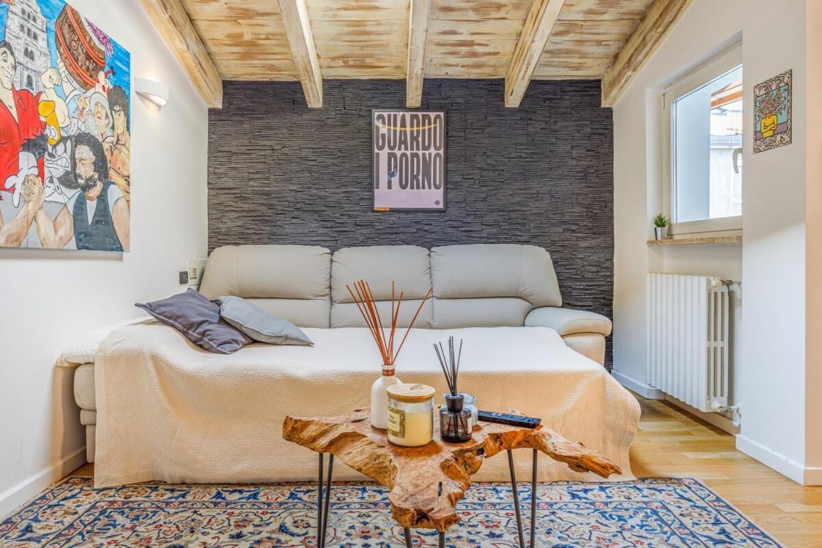 Unconventional Near Linate - Supreme Meme Loft Appartement *